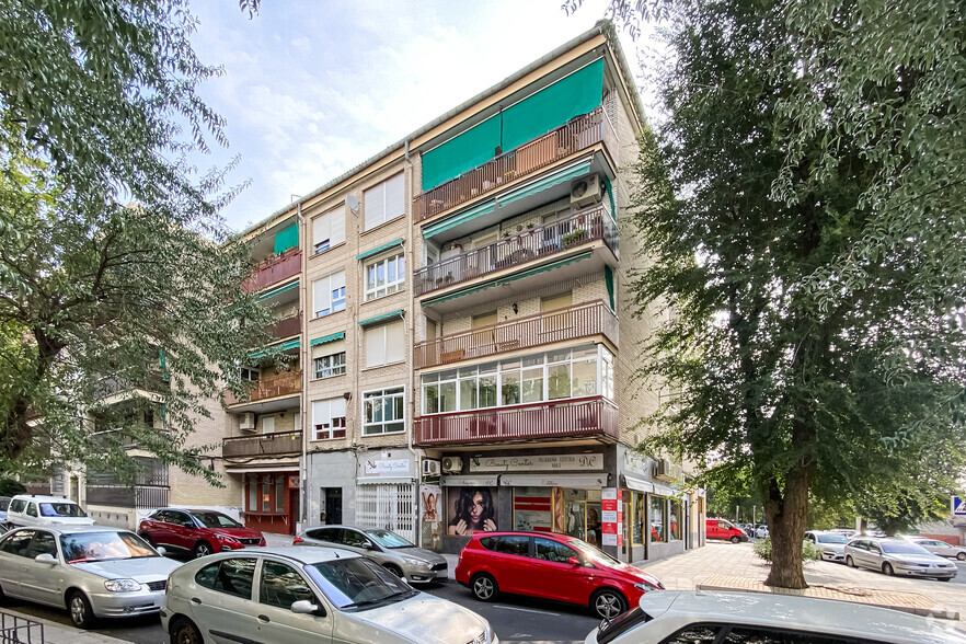 Immeuble residentiel dans Parla, Madrid à vendre - Photo de l’immeuble – Image 2 sur 2