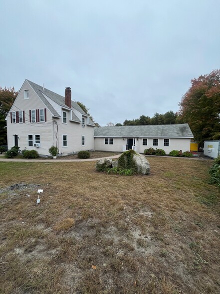 184 Ayer Rd, Harvard, MA à louer - Photo de l’immeuble – Image 1 sur 6