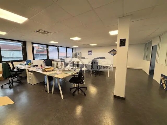 Bureau dans Ivry-sur-Seine à louer - Photo intérieure – Image 3 sur 4