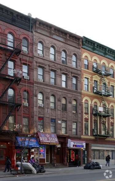 112 E 116th St, New York, NY à louer - Photo principale – Image 2 sur 3