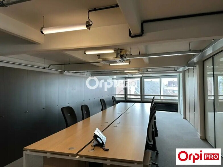 Bureau dans Lille à vendre - Photo de l’immeuble – Image 1 sur 10
