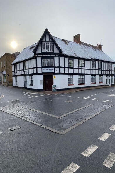 2 High St, Leatherhead à louer - Photo de l’immeuble – Image 2 sur 9