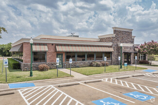 Plus de détails pour 2290 S Stemmons Fwy, Lewisville, TX - Local commercial à louer