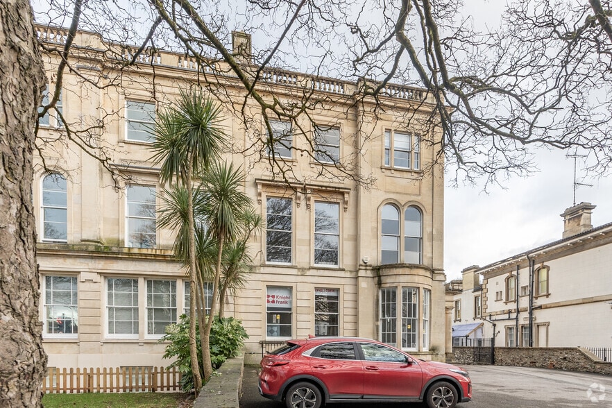 17 Whiteladies Rd, Bristol à louer - Photo de l’immeuble – Image 3 sur 3