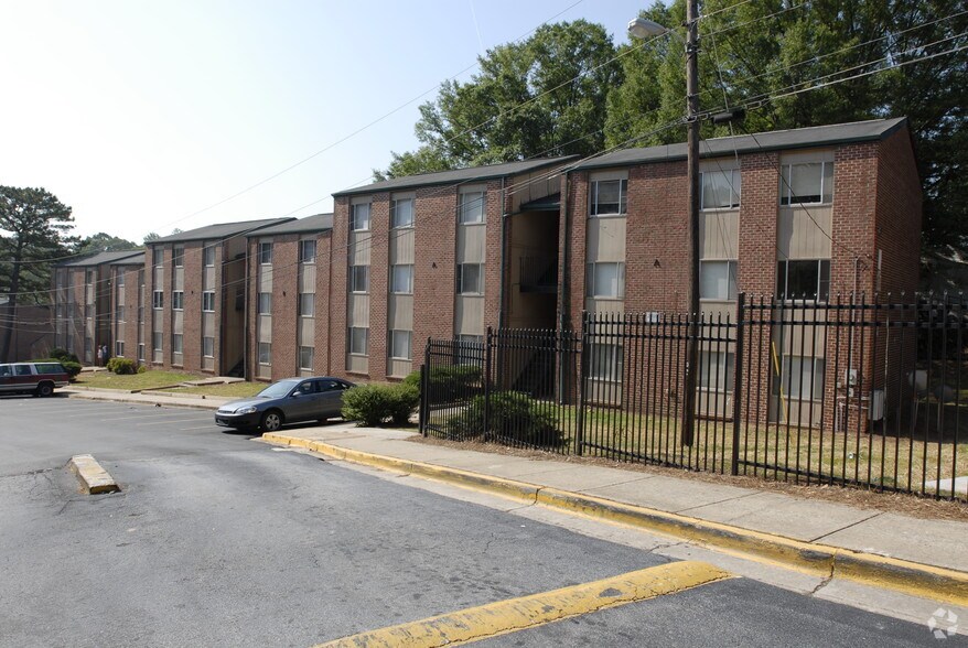 193-213 Fairburn Rd NW, Atlanta, GA à vendre - Photo de l’immeuble – Image 2 sur 18