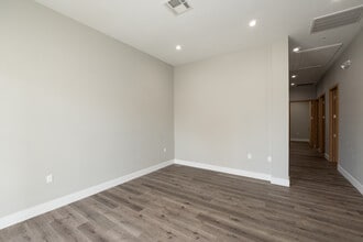 8525 N Sam Houston Pkwy E, Humble, TX à louer Photo intérieure– Image 1 sur 19