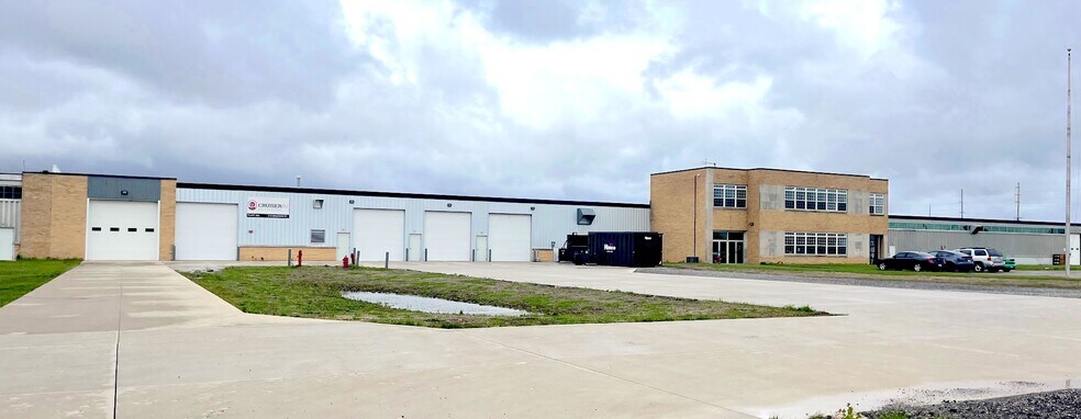 210 Broadus St, Sturgis, MI à louer - Photo de l’immeuble – Image 1 sur 3