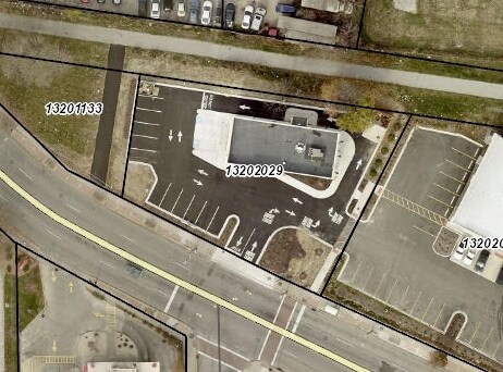 6401 Broadway Ave, Cleveland, OH à louer - Photo de l’immeuble – Image 2 sur 2