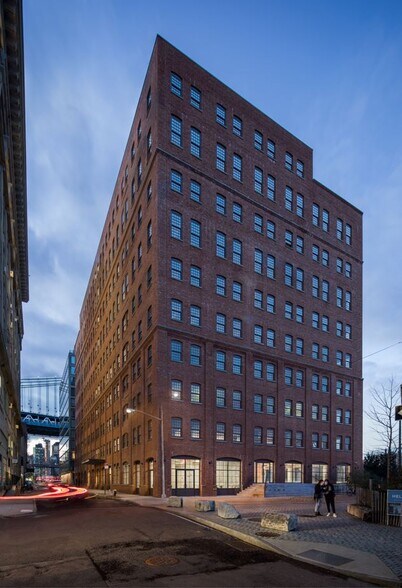 10 Jay St, Brooklyn, NY à louer - Photo de l’immeuble – Image 2 sur 23