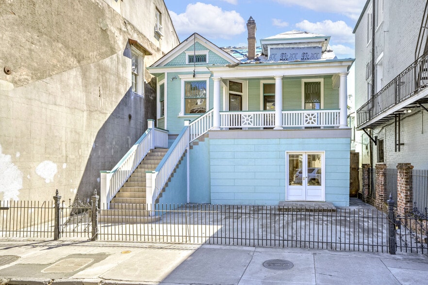 818 Royal St, New Orleans, LA à louer - Photo principale – Image 1 sur 12