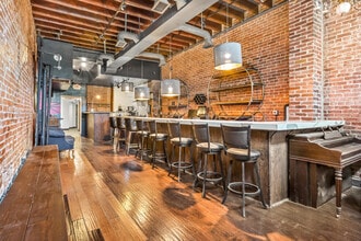 1421 H St NE, Washington, DC à vendre Photo de l’immeuble– Image 1 sur 6