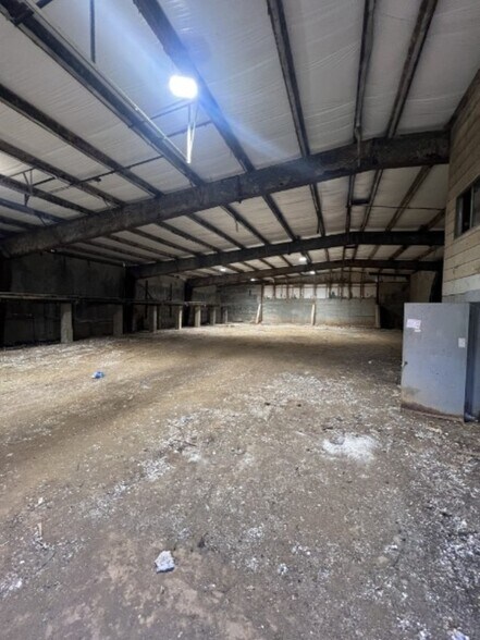 869 Underwood Rd, McMinnville, TN à vendre - Photo de l’immeuble – Image 3 sur 10