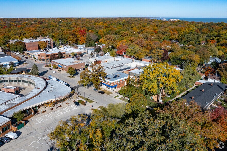 328 Linden Ave, Wilmette, IL à vendre - Aérien – Image 2 sur 6