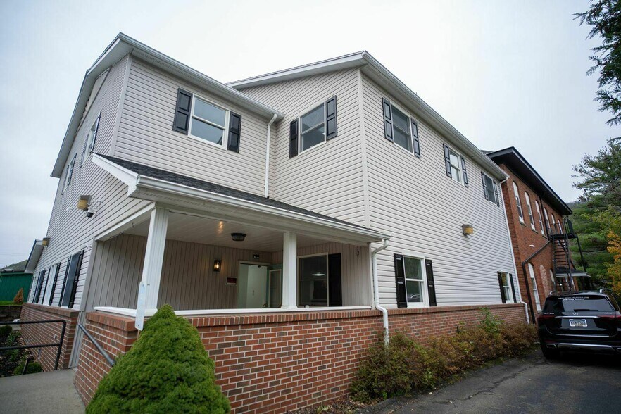 7 Prospect Ave, Galeton, PA à vendre - Photo de l’immeuble – Image 2 sur 16