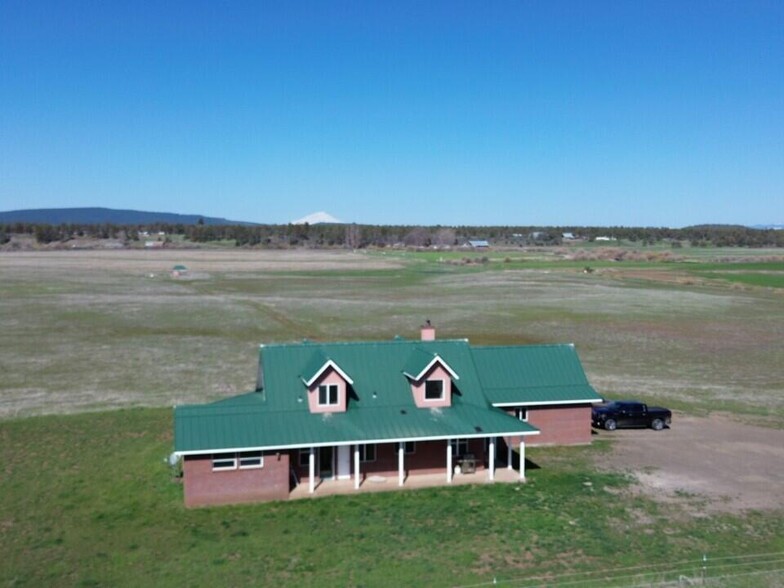 1733 County Road 90, Lookout, CA à vendre - Photo de l’immeuble – Image 3 sur 71