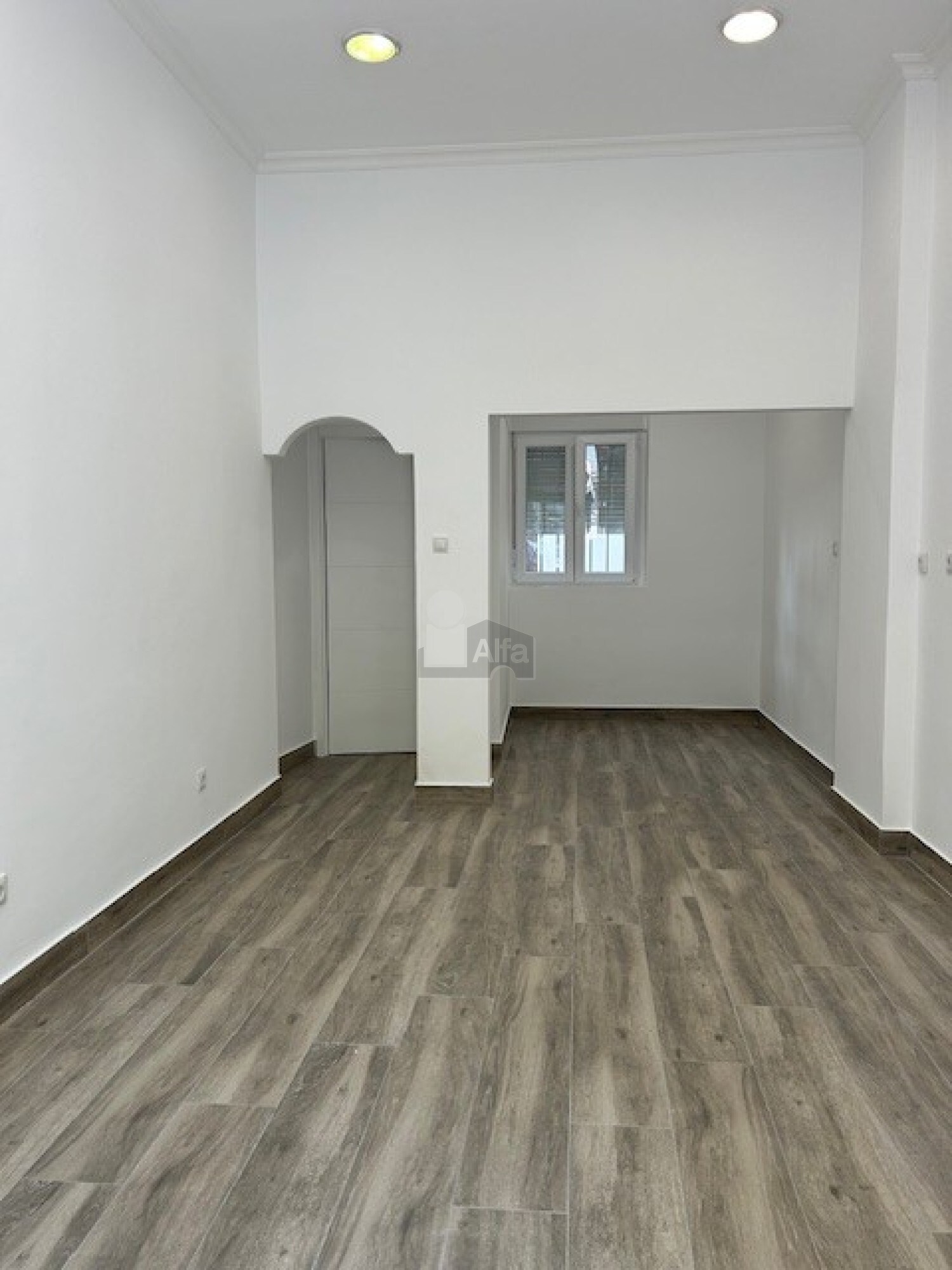Local commercial dans Segovia, Segovia à louer Plan d’étage– Image 1 sur 2