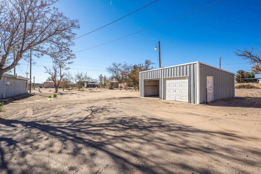 370 E Ohara Rd, Anthony, NM à vendre - Photo de l’immeuble – Image 3 sur 6