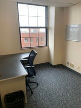 432 N Saginaw St, Flint, MI à louer Photo intérieure– Image 2 sur 3