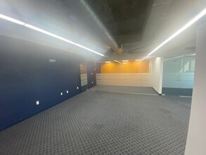 2655 Le Jeune Rd, Coral Gables, FL à louer Photo intérieure– Image 2 sur 8