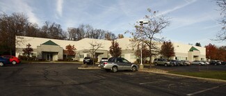 Plus de détails pour 26650 Renaissance Pky, Warrensville Heights, OH - Local d’activités à vendre