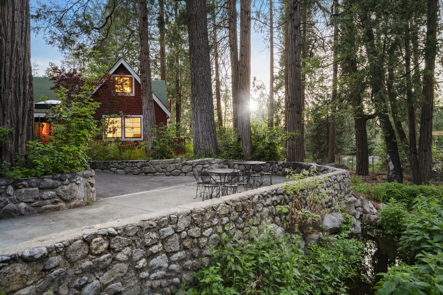 54520 S Circle Dr, Idyllwild, CA à vendre - Photo de l’immeuble – Image 1 sur 104