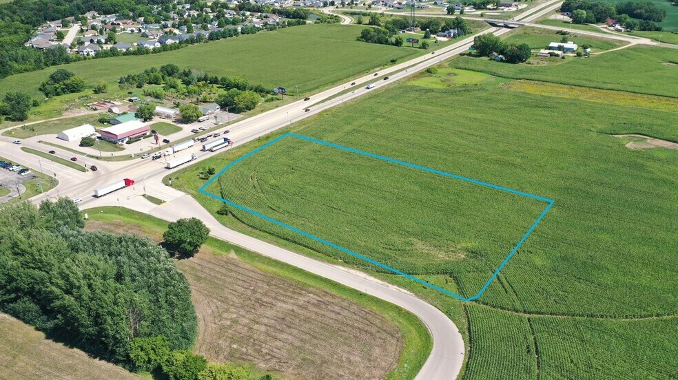 4700-4724 Milton Ave, Janesville, WI à vendre - Photo de l’immeuble – Image 1 sur 4