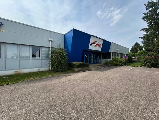 Plus de détails pour Local d’activités à vendre