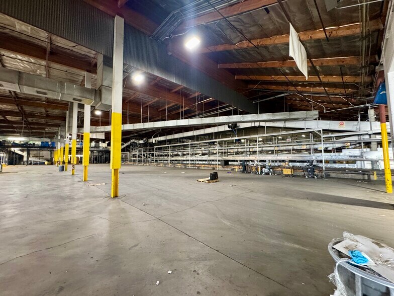 740 N Martin Luther King Blvd, Las Vegas, NV à vendre - Photo de l’immeuble – Image 2 sur 5