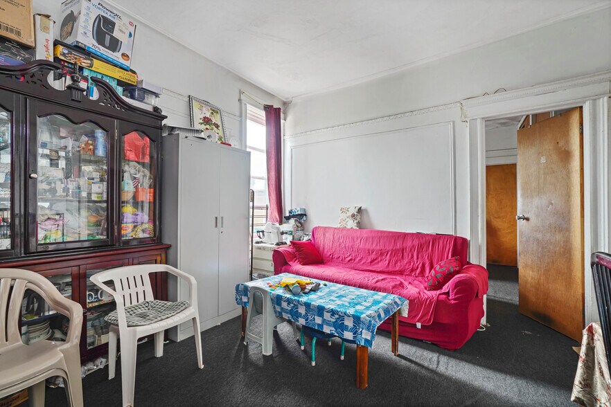 167 Forbell St, Brooklyn, NY à vendre - Photo de l’immeuble – Image 2 sur 63