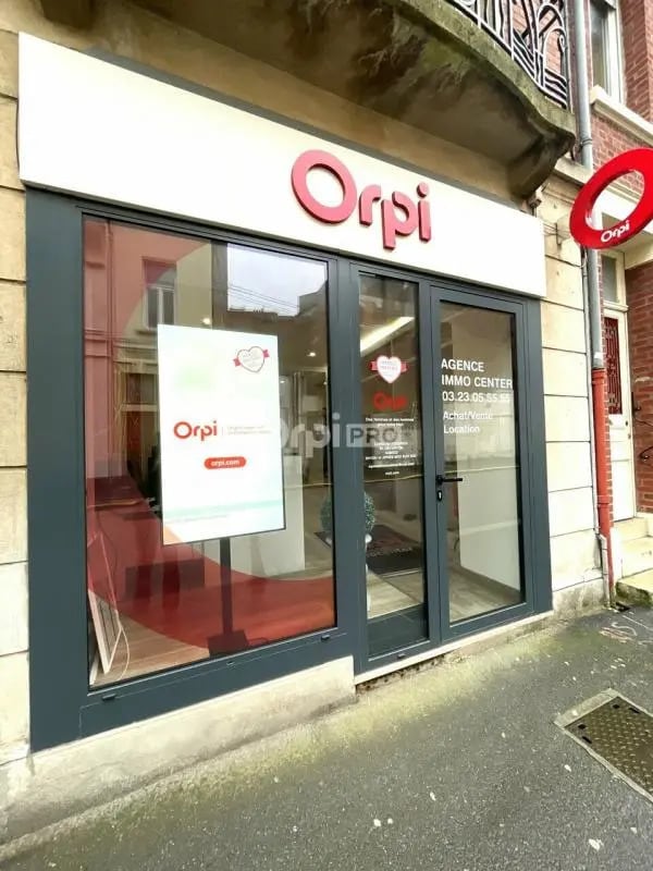 Bureau dans Saint-Quentin à louer Photo de l’immeuble– Image 1 sur 2