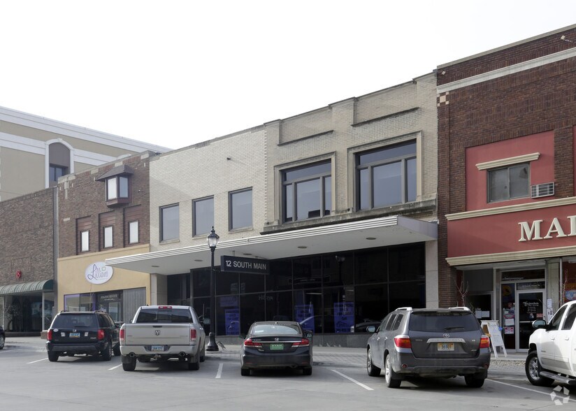 12 Main St S, Minot, ND à louer - Photo de l’immeuble – Image 3 sur 5