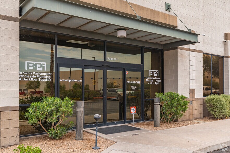 7280 N Glen Harbor Blvd, Glendale, AZ à louer - Photo de l’immeuble – Image 2 sur 5