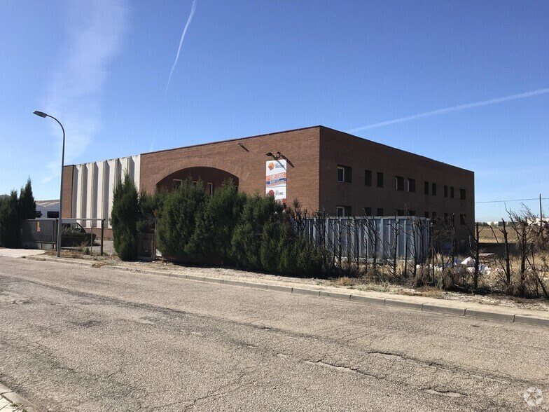 Industriel/Logistique dans Alcalá de Henares, Madrid à vendre - Photo de l’immeuble – Image 3 sur 11