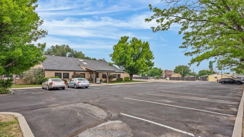 1331 Hermosa Ave, Grand Junction, CO à louer - Photo de l’immeuble – Image 3 sur 36