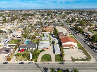 Plus de détails pour 12765-12777 Yorba Ave, Chino, CA - Logement à vendre