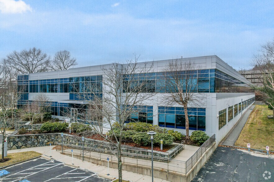 940 Winter St, Waltham, MA à louer - Photo principale – Image 1 sur 5