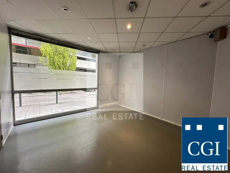 Local commercial dans Grenoble à vendre - Photo de l’immeuble – Image 3 sur 6