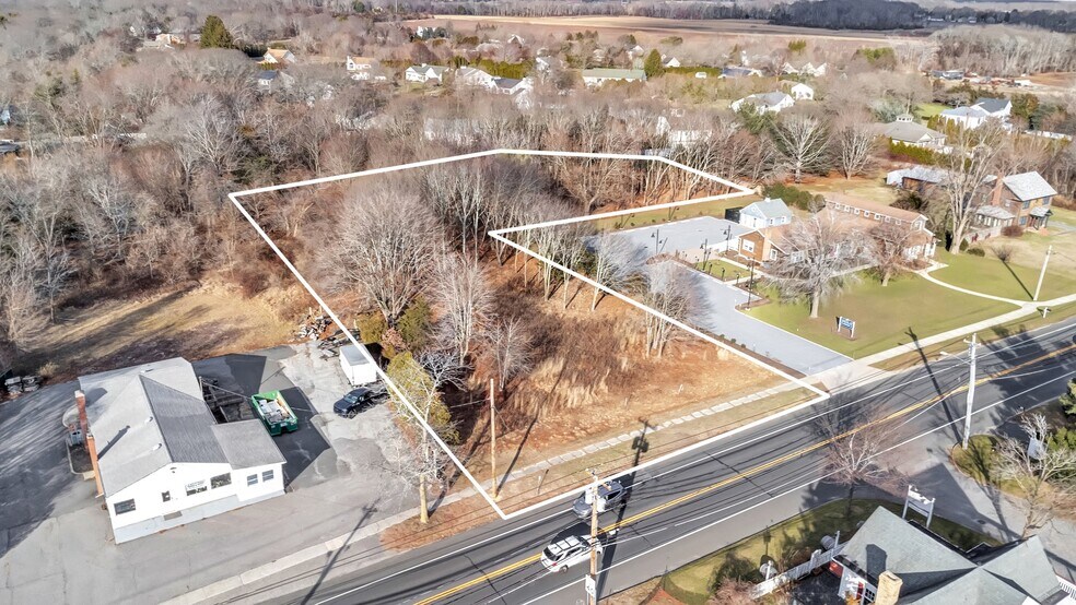 730 Main Rd & Church Ln Rd, Aquebogue, NY à vendre - Photo de l’immeuble – Image 3 sur 4