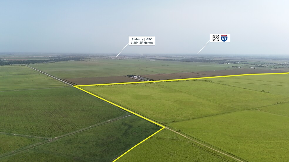 Darst Rd, Beasley, TX à vendre - Photo de l’immeuble – Image 2 sur 5