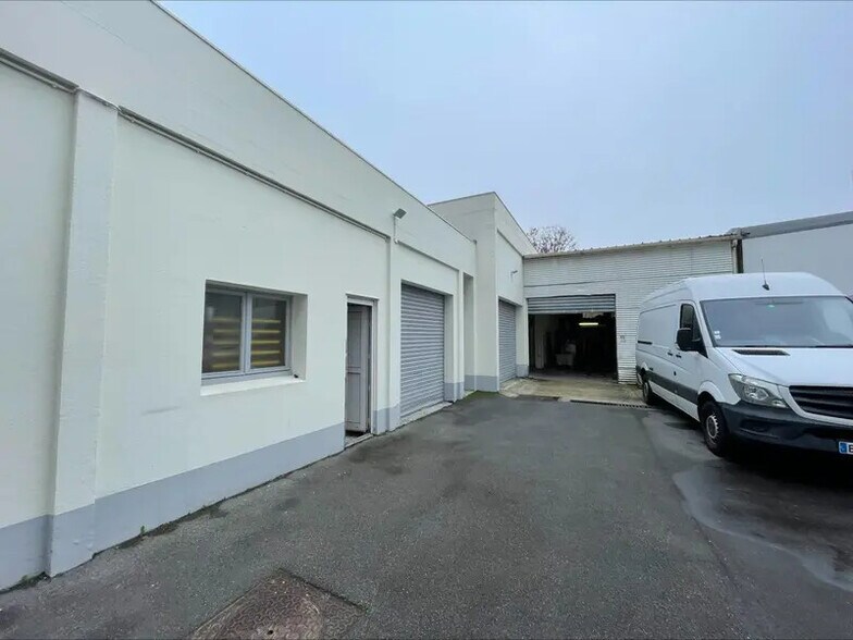 Industriel/Logistique dans Noisy-le-Sec à louer - Photo de l’immeuble – Image 3 sur 14