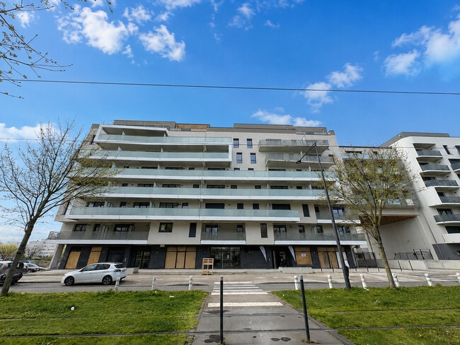 Plus de détails pour 39 Avenue De Langres, Dijon - Local commercial à louer