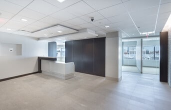 2000 Edmund Halley Dr, Reston, VA à louer Photo intérieure– Image 2 sur 6