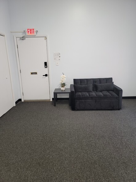 1522 Pointer Ridge Pl, Bowie, MD à louer - Photo de l’immeuble – Image 3 sur 11