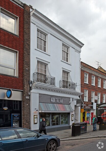 17 High St, High Wycombe à vendre - Photo principale – Image 1 sur 2