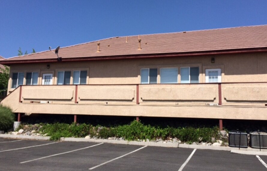 2225 Green Vista Blvd, Sparks, NV à vendre - Photo de l’immeuble – Image 3 sur 15