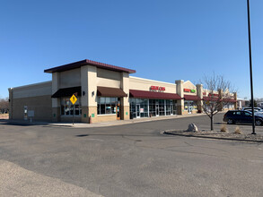 711 Rose Dr, Big Lake, MN à louer Photo de l’immeuble– Image 2 sur 2