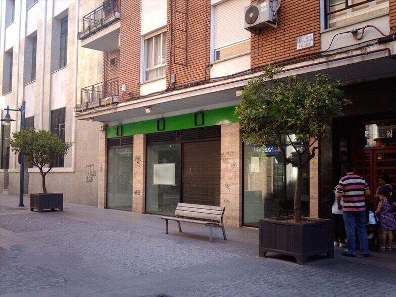 Immeuble residentiel dans Talavera de la Reina, Toledo à vendre - Photo intérieure – Image 1 sur 2