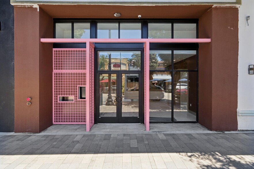 1315 Burlingame Ave, Burlingame, CA à louer - Photo de l’immeuble – Image 3 sur 36