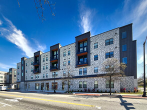 2700-2812 Jefferson Ave, Newport News, VA à louer Photo de l’immeuble– Image 1 sur 6