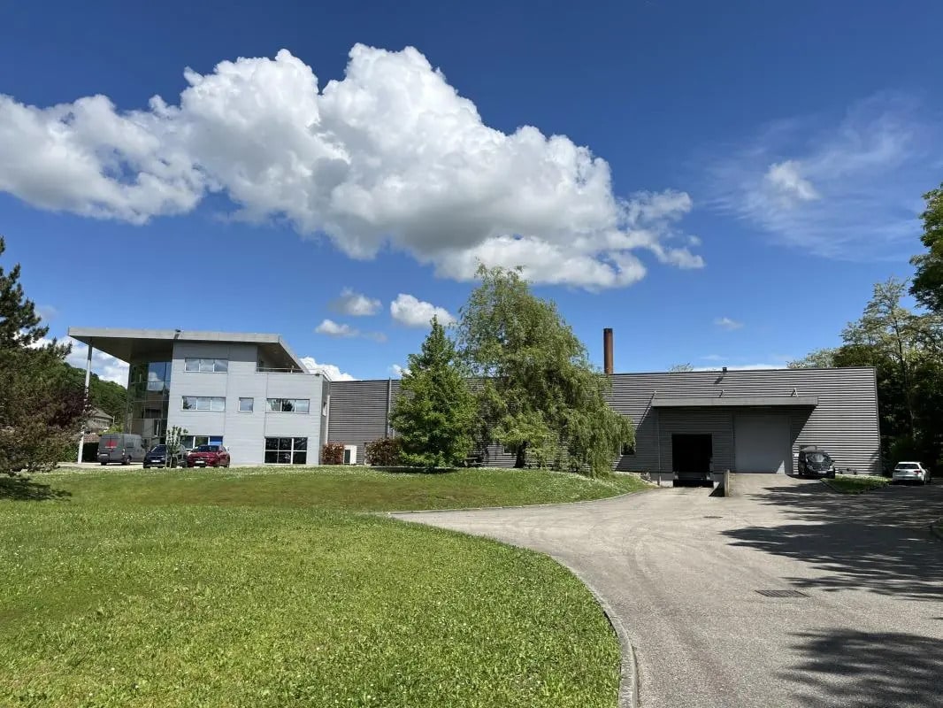 12 Avenue De Savoie, Saint-Clair-de-la-Tour à vendre Photo de l’immeuble– Image 1 sur 21